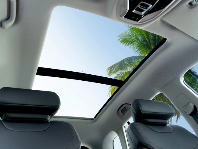 Panoramic Moonroof